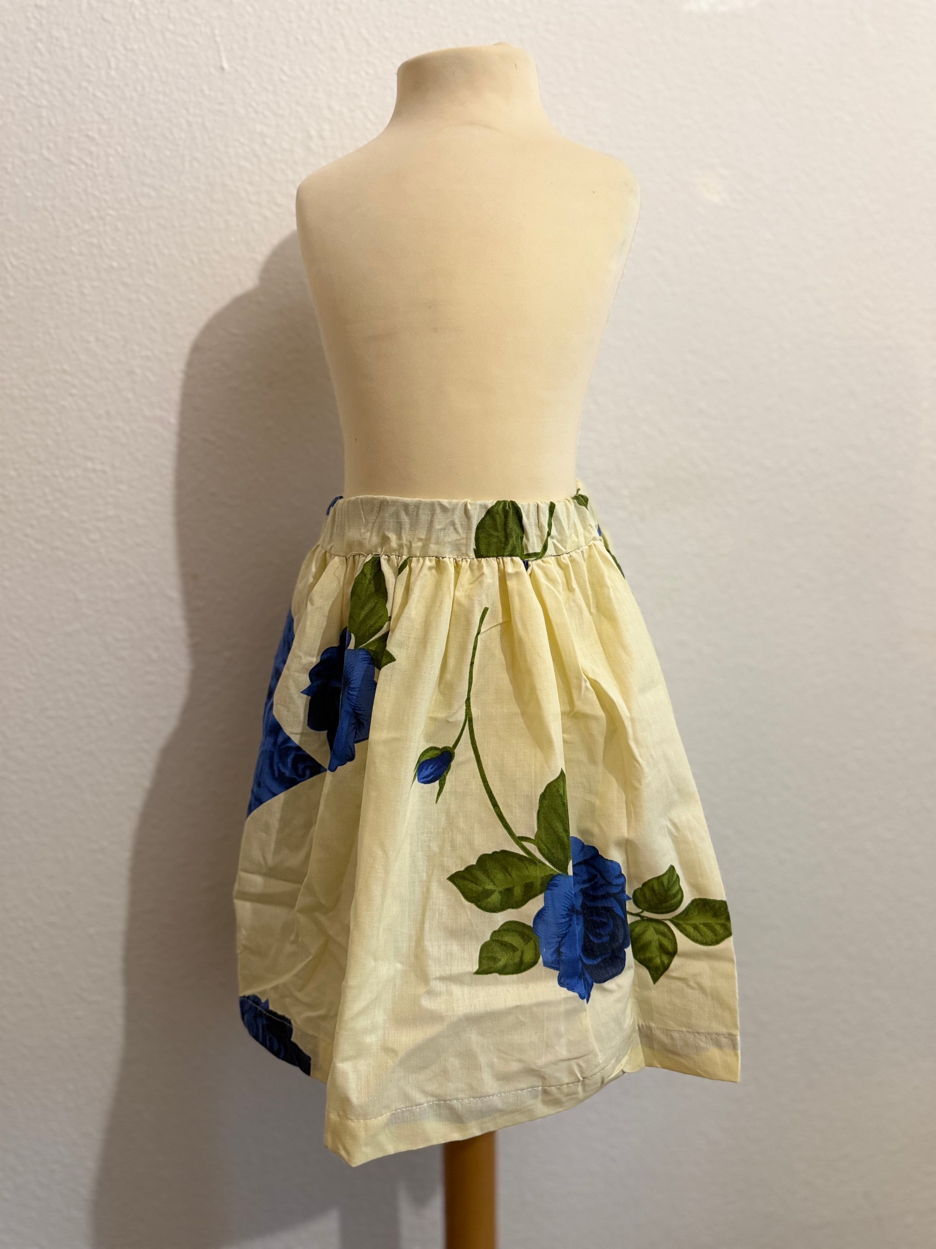 Jupe Petite Fille – Motifs Cœur – 3 à 4 ans