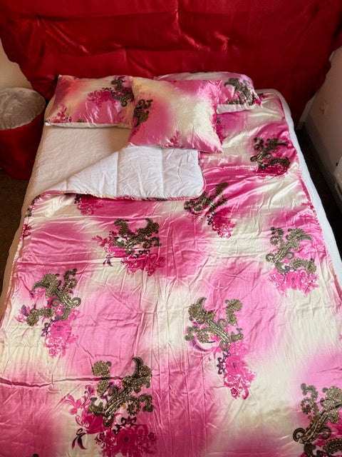 Parure de Lit 1 Place Réversible - Douceur Satinée Rose & Motifs Baroques